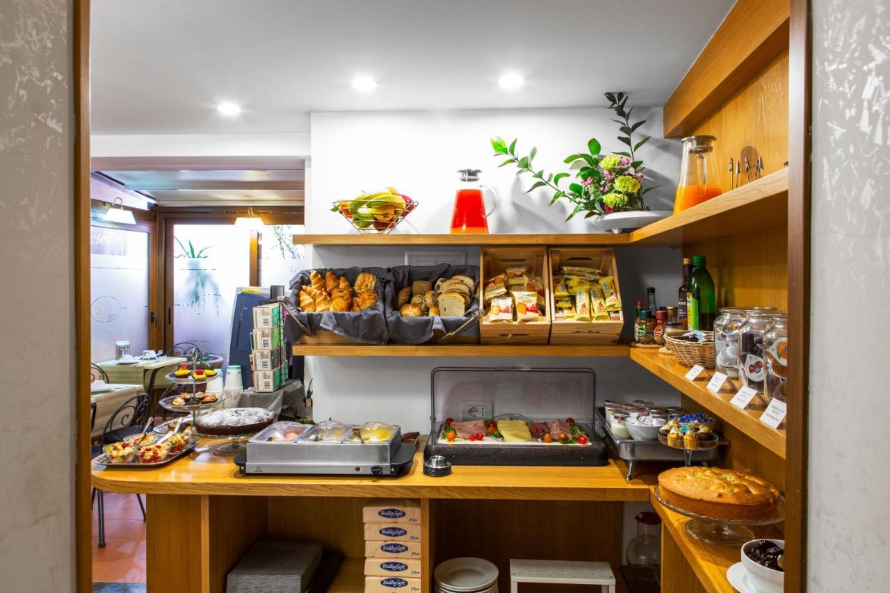 迪斯帕格纳广场酒店 罗马 外观 照片